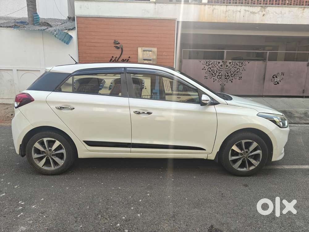 Hyundai Elite I20 Sportz (o) 1.2, 2015, Petrol