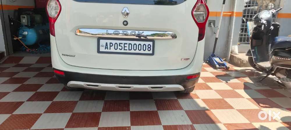 Renault Lodgy 2017 Diesel 160000 Km Driven