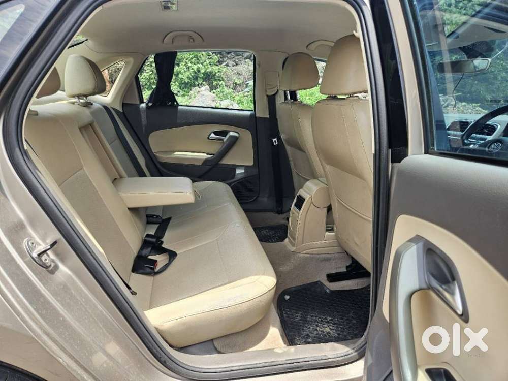 Volkswagen Vento 1.2 Tsi Highline At, 2016, Petrol