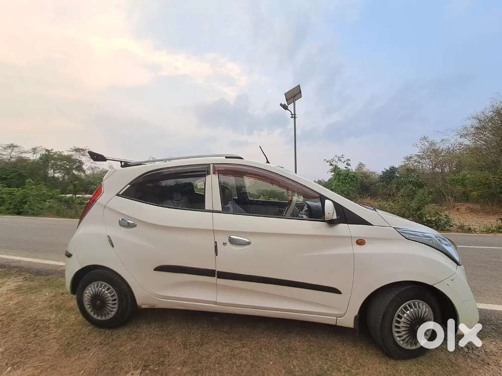 Hyundai Eon 2013 Petrol Well Maintained