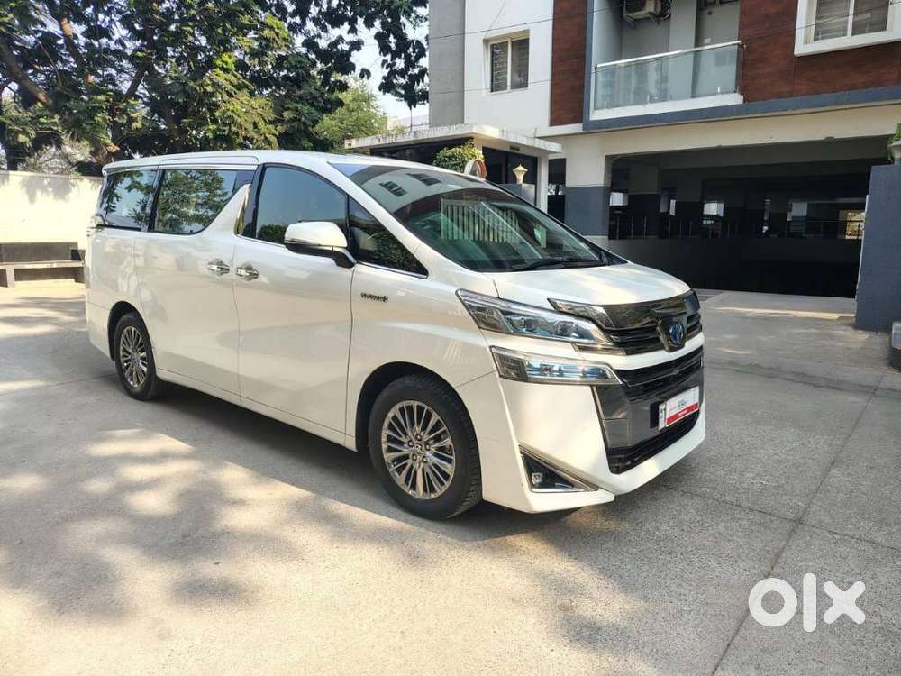 Toyota Vellfire 2.5 Hybrid, 2021, Petrol