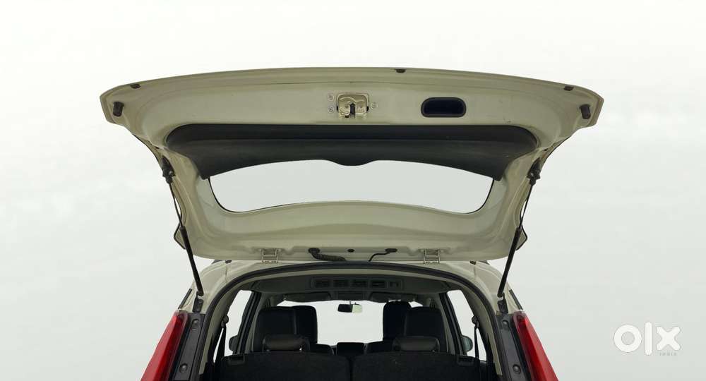 Maruti Suzuki Xl6 Alpha At, 2021, Petrol