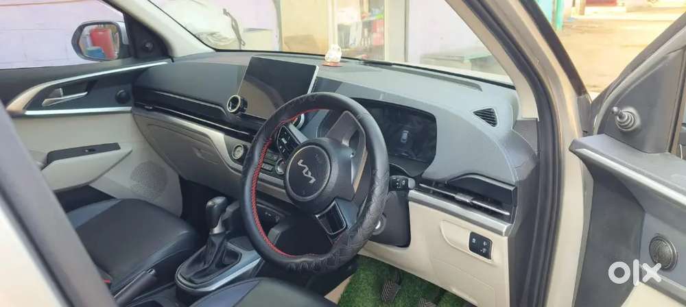 Kia Carens 2024 Petrol 8000 Km Driven