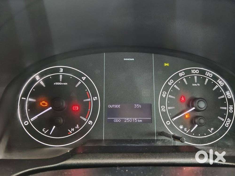 Toyota Innova Crysta 2.4 G Mt, 2022, Diesel