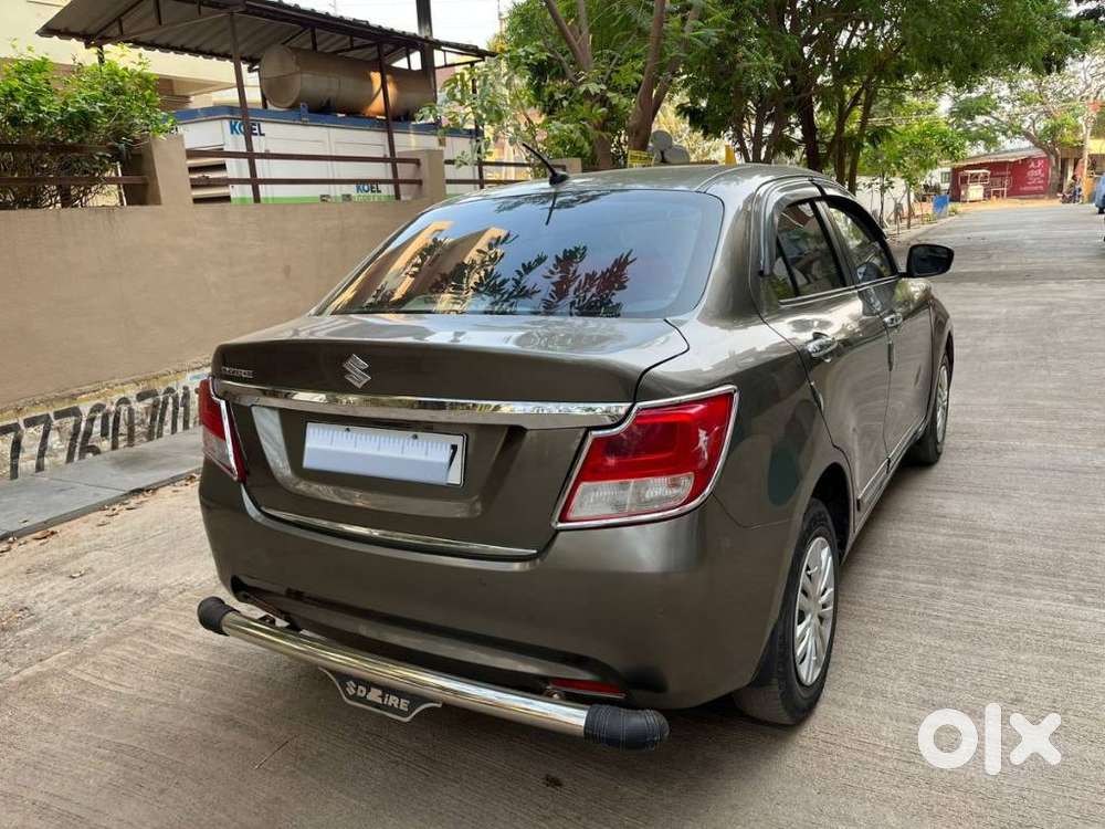 Maruti Suzuki Dzire 1.2 Vxi, 2022, Petrol