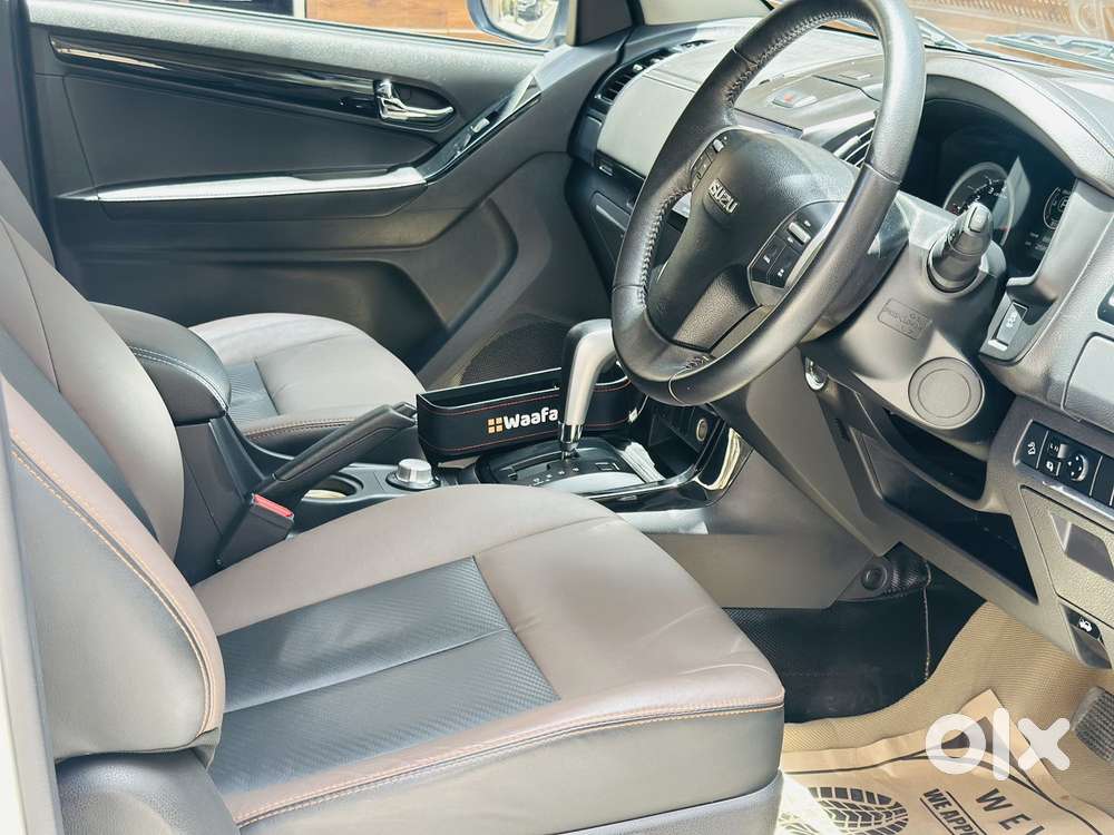 Isuzu V-cross Z Prestige 4x4 At, 2023, Diesel