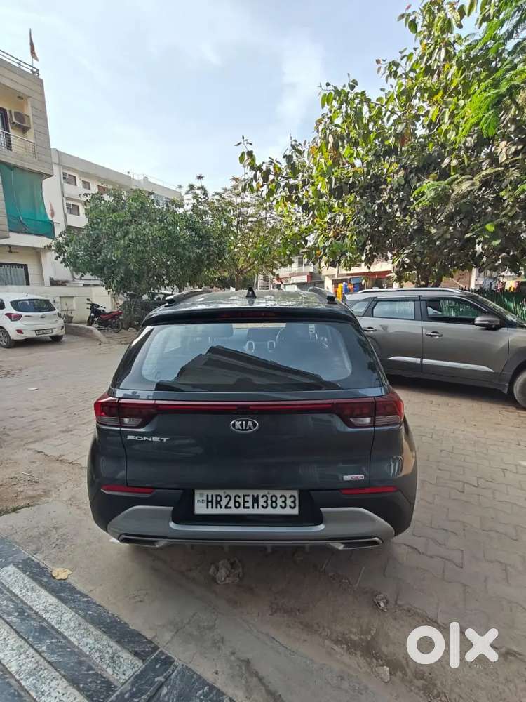 Kia Sonet Petrol