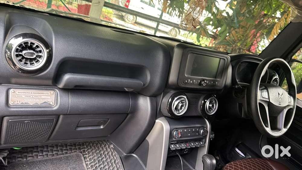 Mahindra Thar Petrol 2024