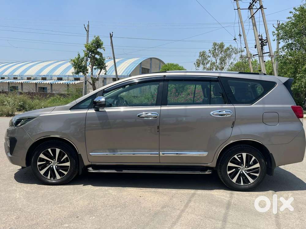 Toyota Innova Crysta 2.4 Gx Limited Edition At 7 Str, 2021, Diesel