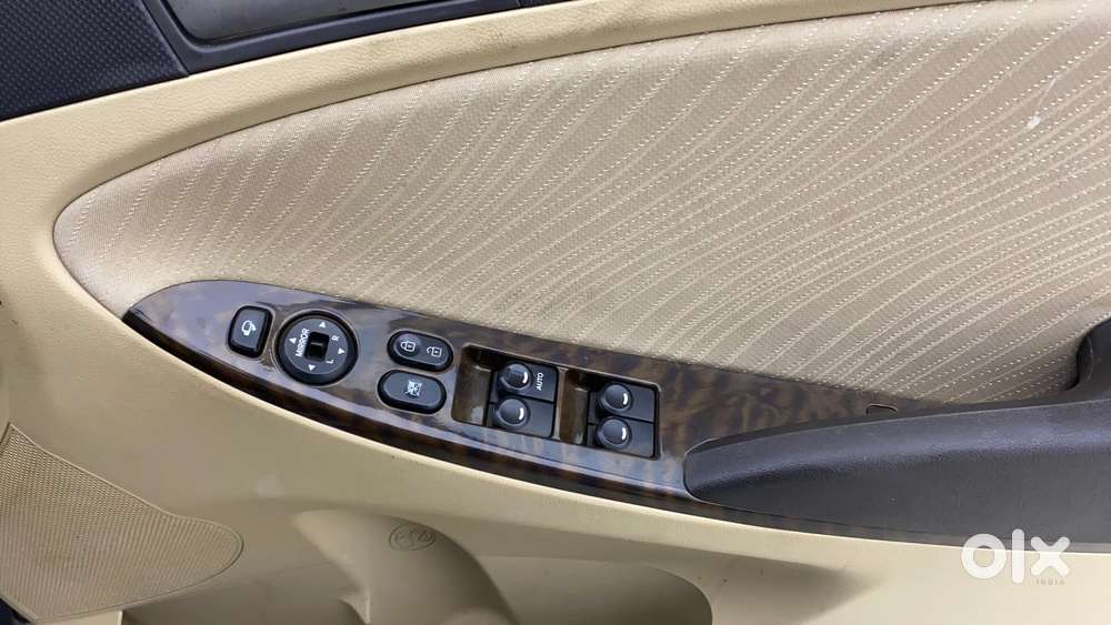 Hyundai Verna 1.6 Sx Plus Vtvt At, 2016, Petrol