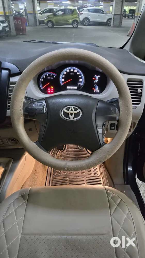 Toyota Innova 2.5 Diesel 7 Str 2013