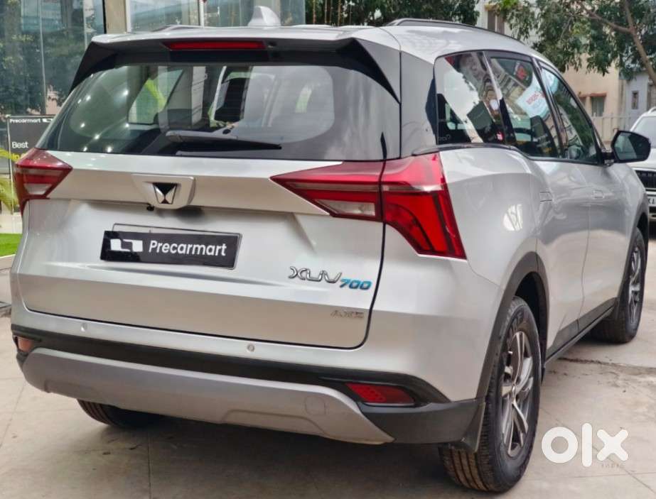Mahindra Xuv700 2.0 Ax 5 Petrol Mt 7 Str, 2022, Petrol