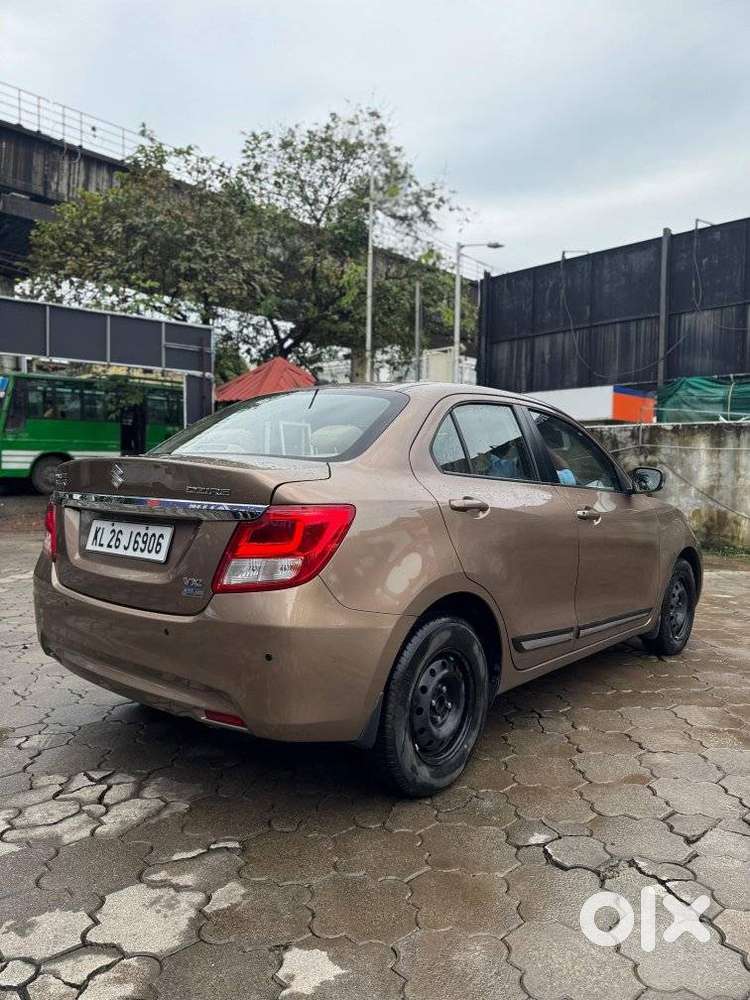 Maruti Suzuki Dzire Vxi Ags, 2018, Petrol