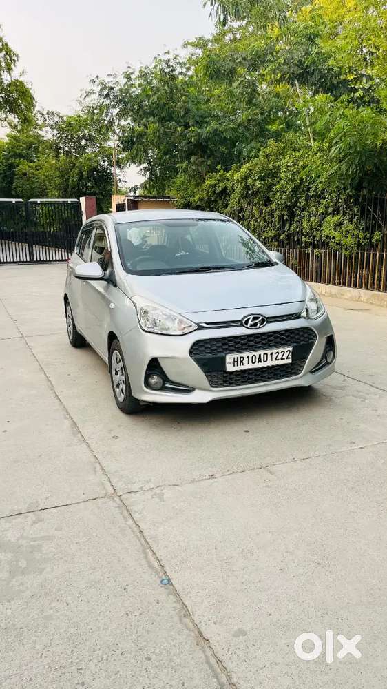 Hyundai Grand I10 2017 Petrol 75000 Km Driven