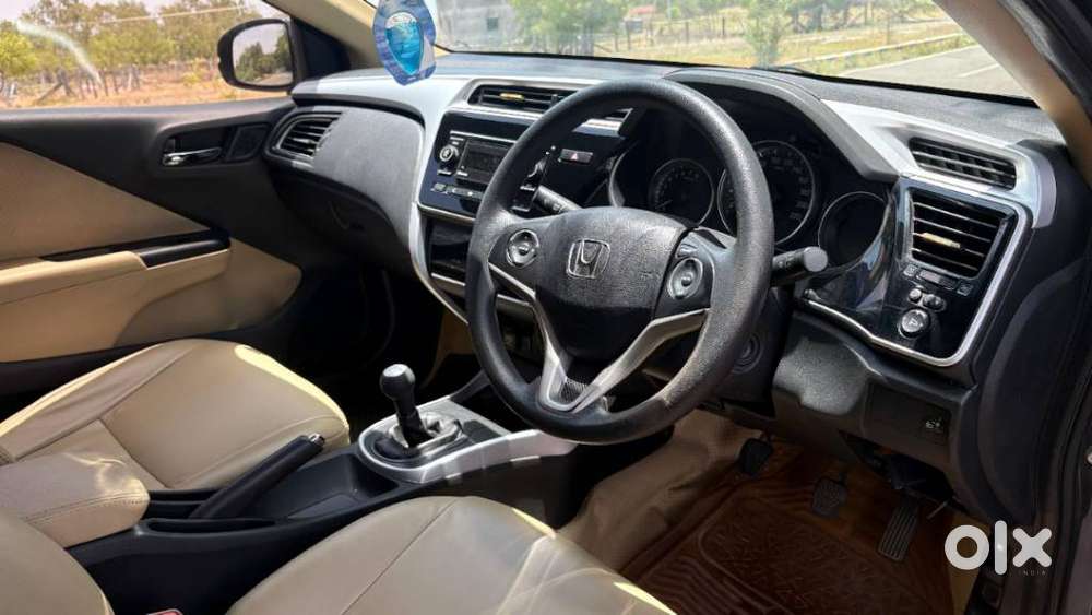 Honda City I-vtec V, 2017, Petrol
