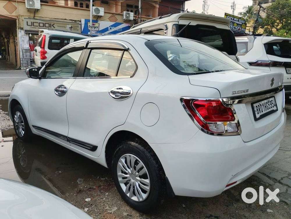 Maruti Suzuki Dzire 1.2 Vxi, 2023, Petrol