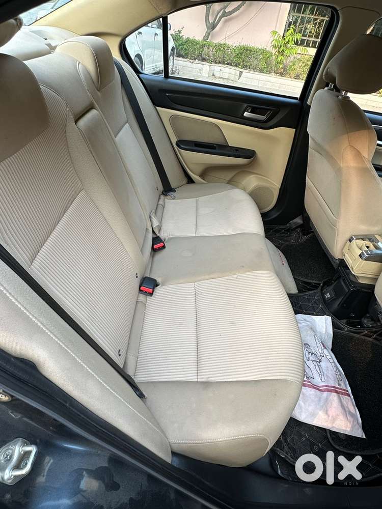 2022 Honda Amaze Vx Cvt Automatic &ndash; Only 25,200 Km
