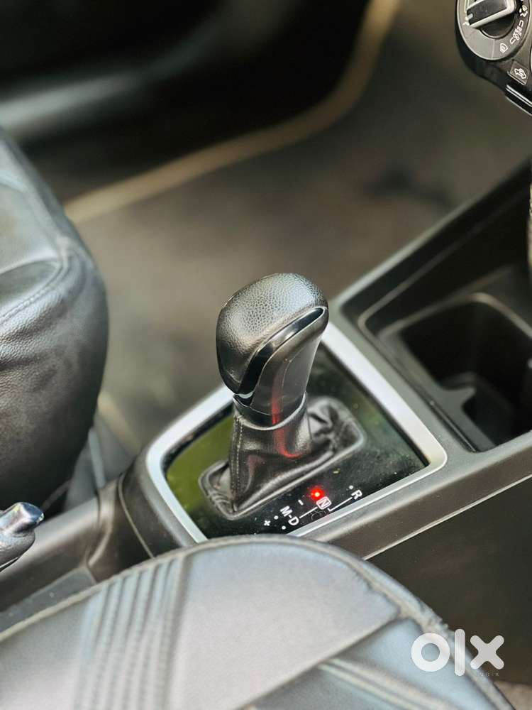 Maruti Suzuki Swift Vxi Abs Bsiv, 2023, Petrol