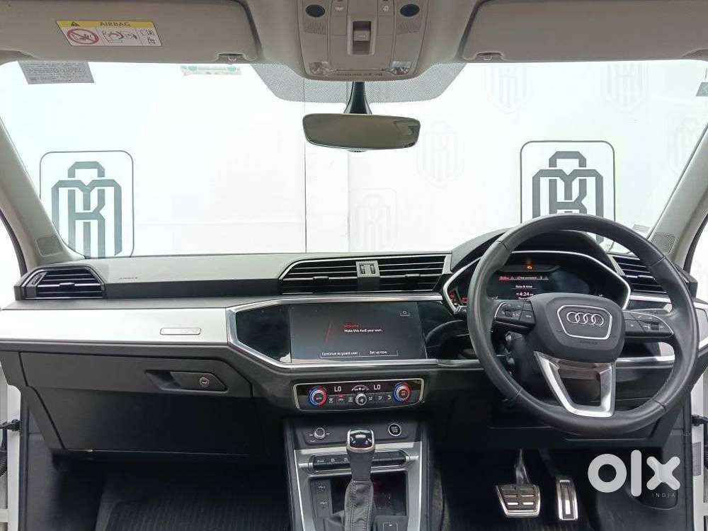 Audi Q3 40 Tfsi Premium Plus, 2025, Petrol