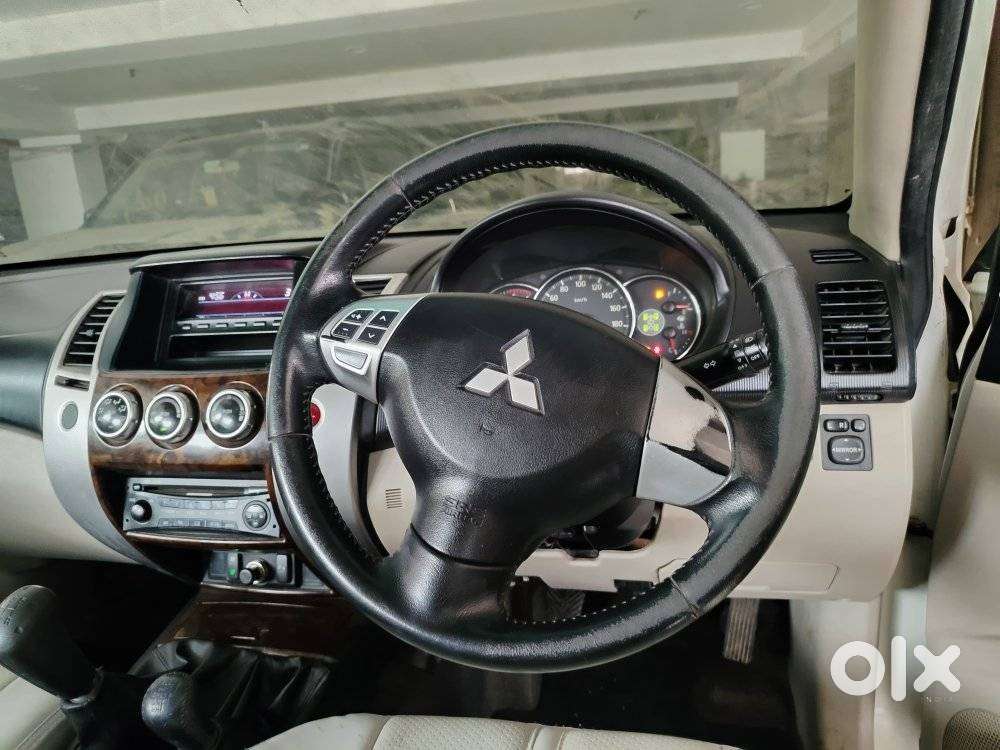 Mitsubishi Pajero Sport 2.5 Manual, 2012, Diesel