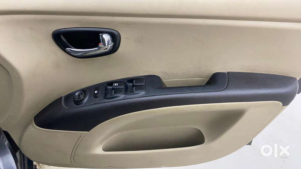 Hyundai I10 [2010-2017] 1.2 Sportz At, 2012, Petrol