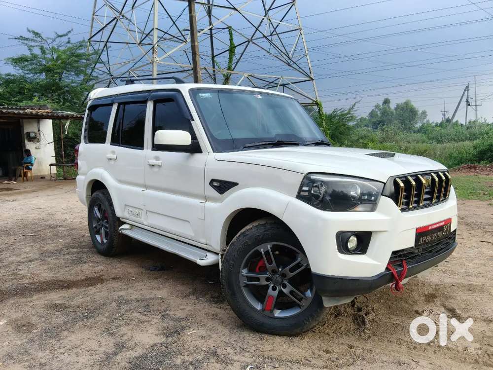 Mahindra Scorpio Classic 2018 Diesel 78000 Km Driven