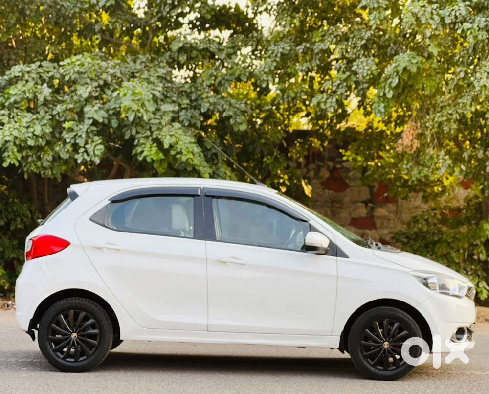 Tata Tiago 1.2 Revotron Xza, 2019, Petrol