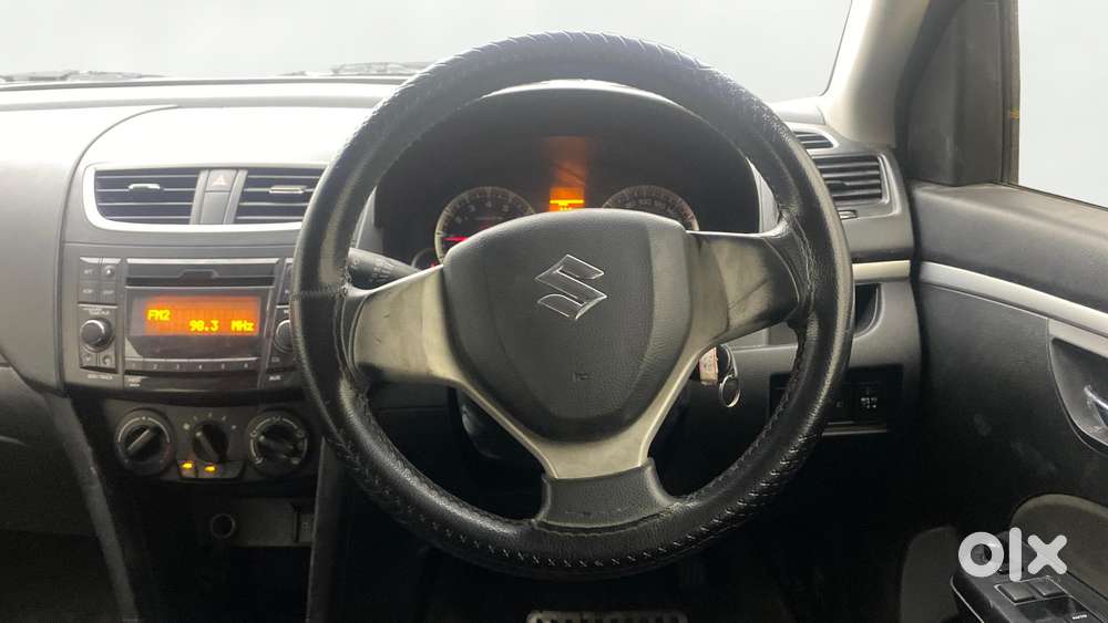 Maruti Suzuki Swift Vxi, 2015, Petrol