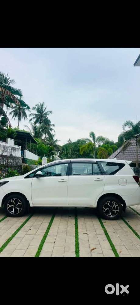 Toyota Innova Crysta 2.4 G Mt 7 Str, 2021, Diesel