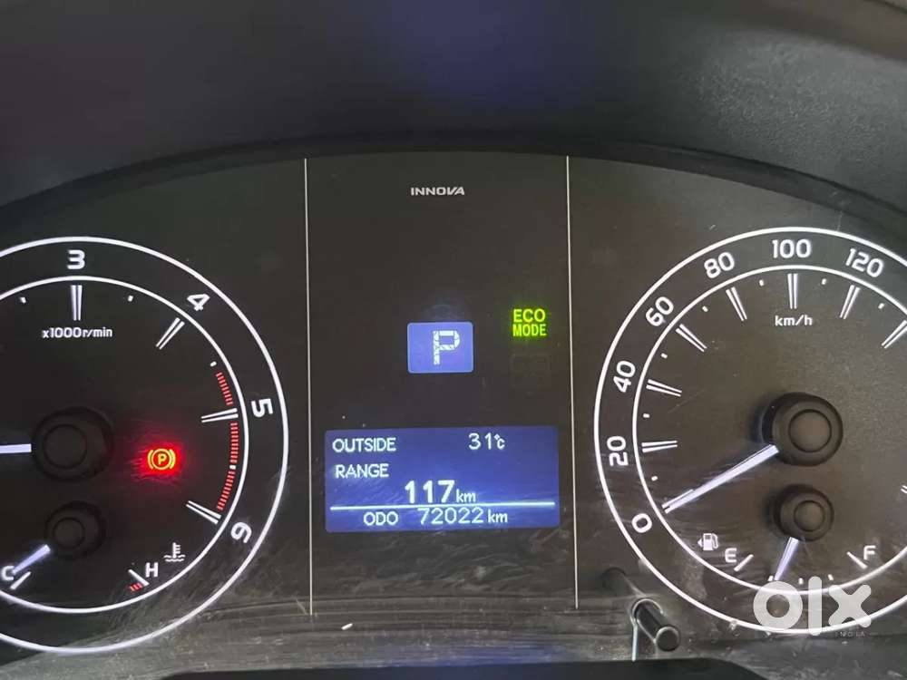 Toyota Innova Crysta 2.4 G Mt 7 Str, 2022, Diesel