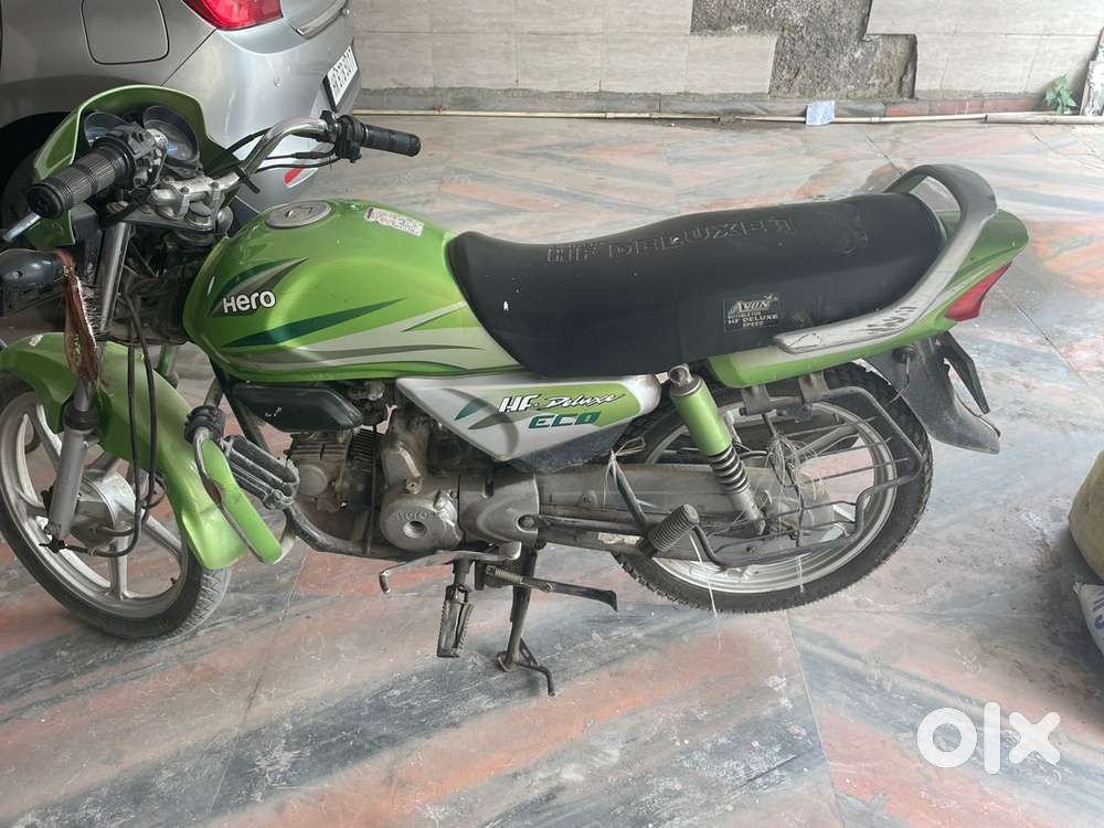 Green Colour Eco Deluxe Bike Hero HF Deluxe Bike Motorcycles