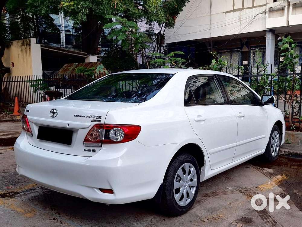 Toyota Corolla Altis 2010-2013 Diesel D4dj, 2012, Diesel