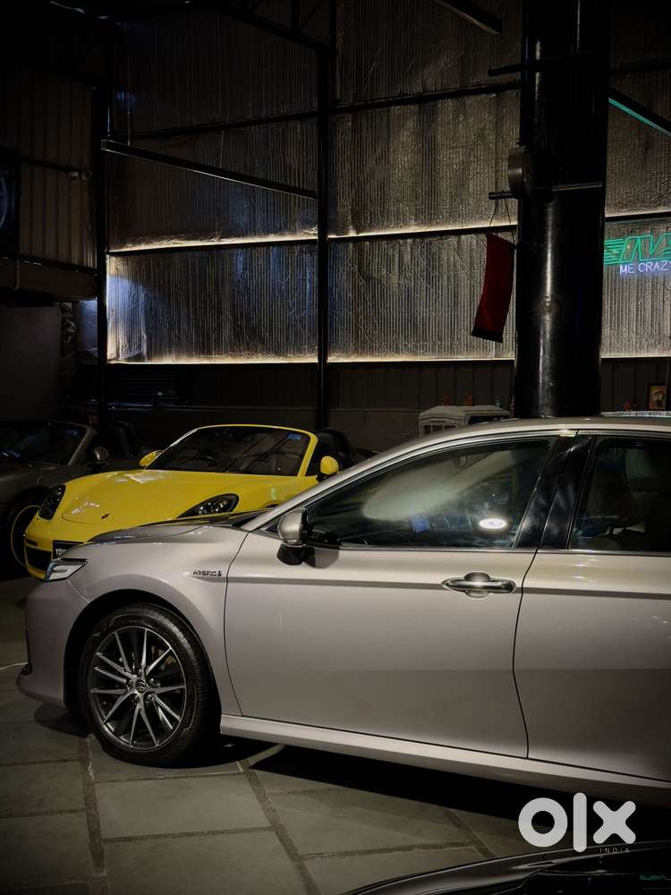 Toyota Camry Hybrid, 2023, Petrol