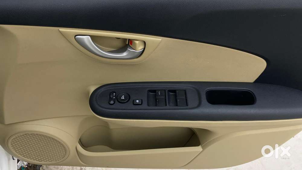 Honda Brio Vx At, 2015, Petrol