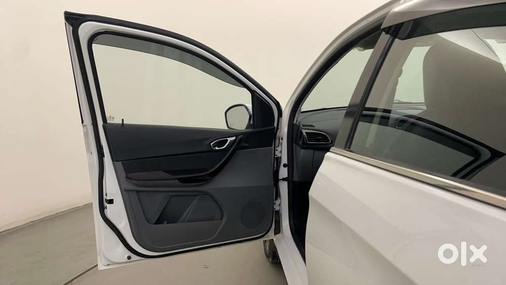 Tata Tigor Xz, 2018, Petrol