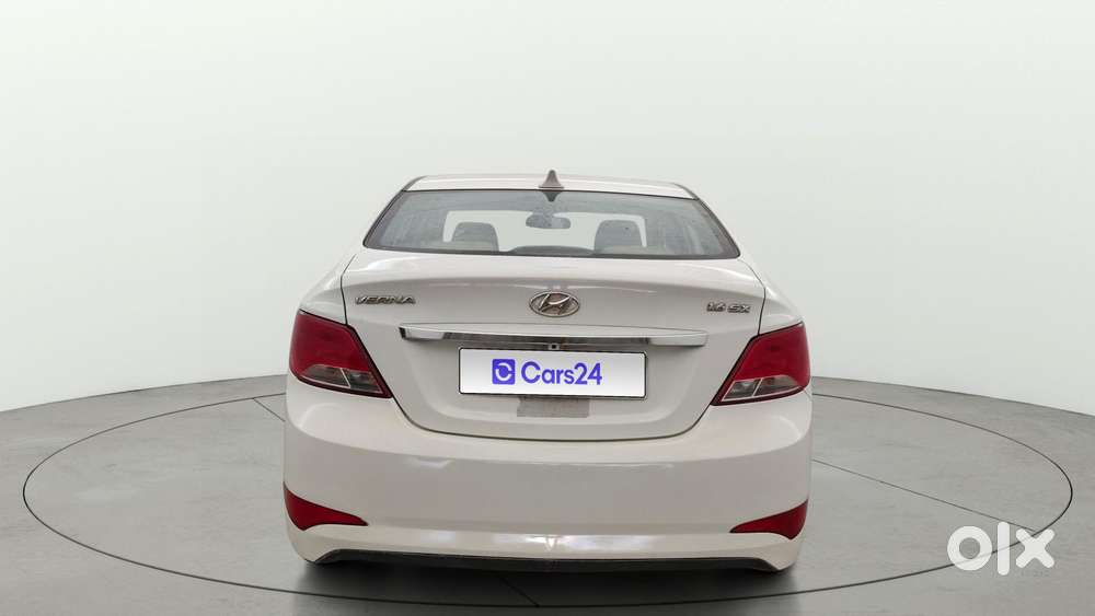 Hyundai Verna 1.6 Vtvt Sx, 2017, Petrol