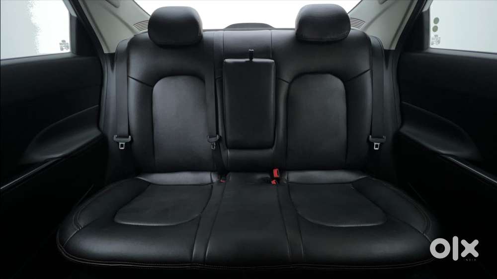 Hyundai Verna 1.5 Sx Turbo Petrol Dct, 2023, Petrol