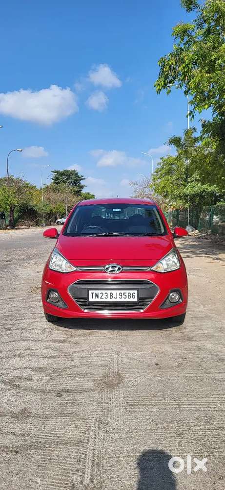 Hyundai Xcent 2015 Petrol With Lcd Screen & New Tyres