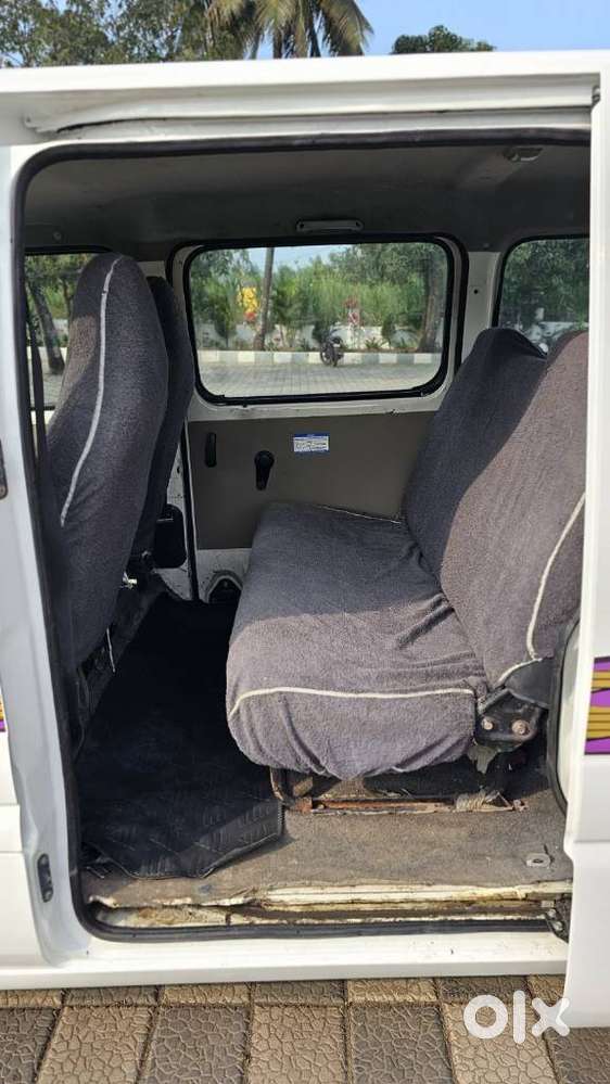 Maruti Suzuki Eeco 5 Seater Standard, 2017, Petrol