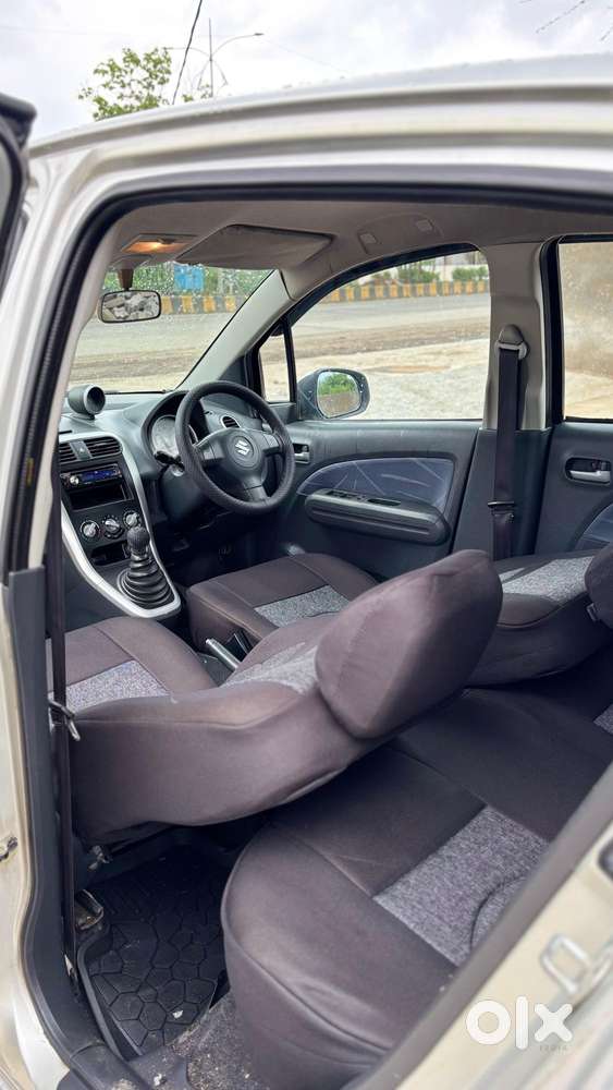 Maruti Suzuki Ritz Vxi, 2011, Petrol