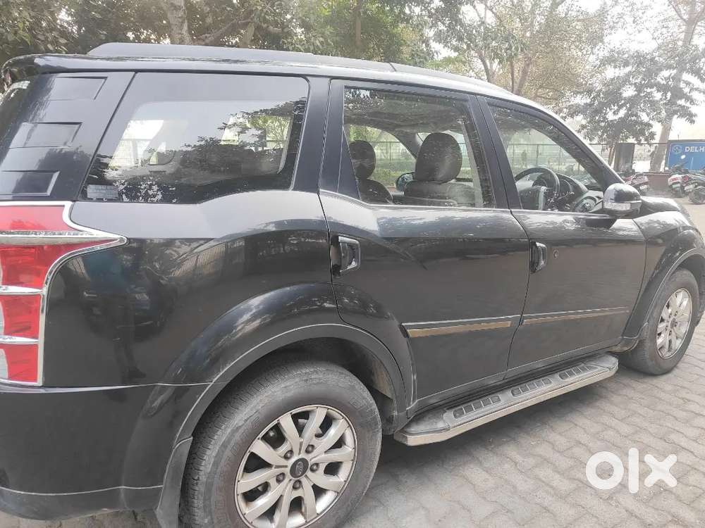 Mahindra Xuv500 1.99 W10 2017
