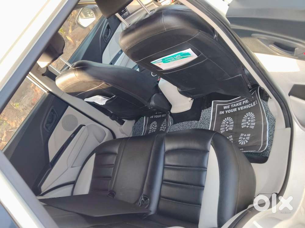Mahindra Xuv300 Petrol 2022