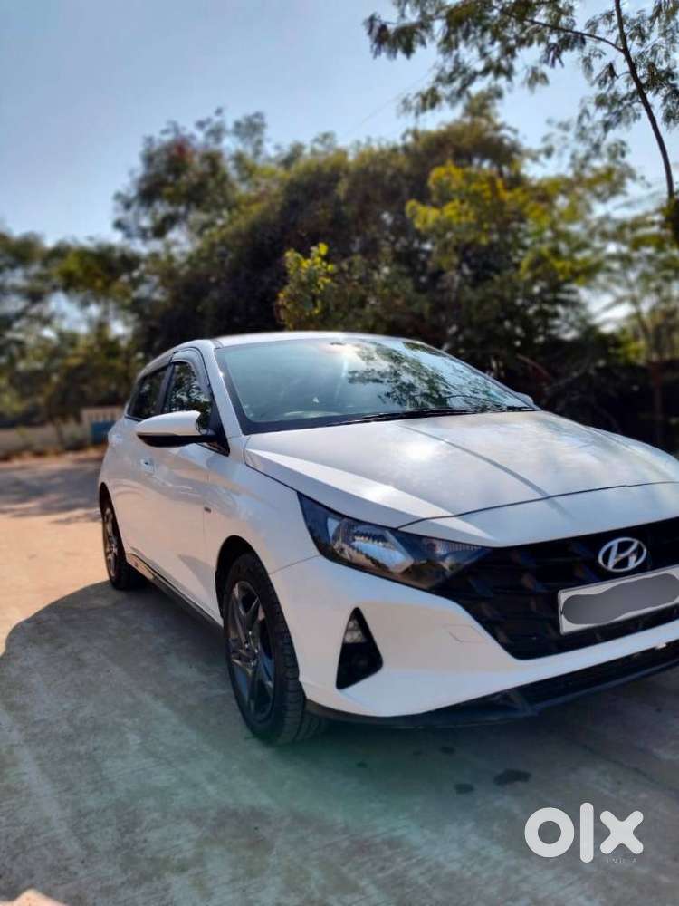 Hyundai I20 Sportz 1.2 Ivt Dual Tone, 2021, Petrol