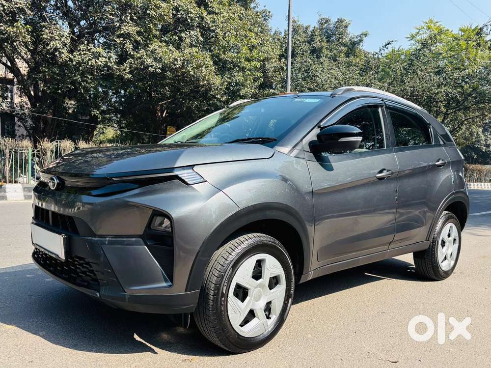 Tata Nexon Pure (s) 1.2 Petrol 6amt, 2025, Petrol