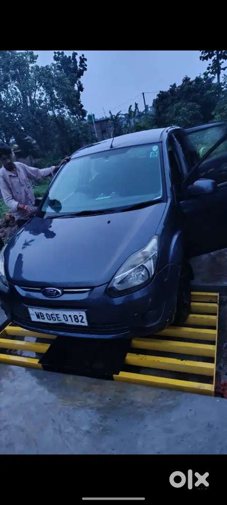 Ford Figo 2010 Petrol 58000 Km Driven