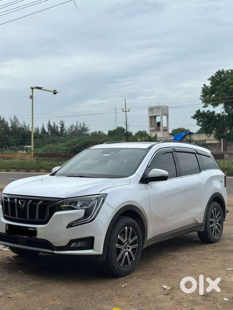 Mahindra Petrol Car 2022