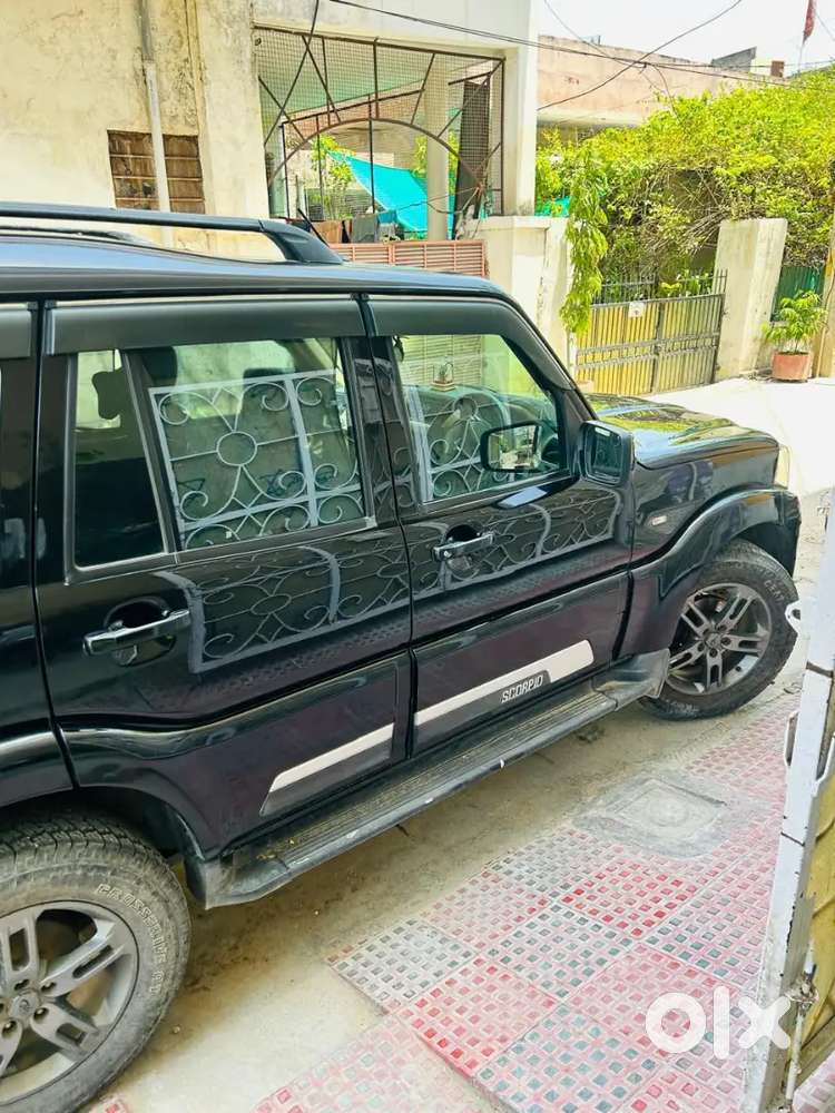 Mahindra Scorpio Classic 2022 Diesel Manual 1st