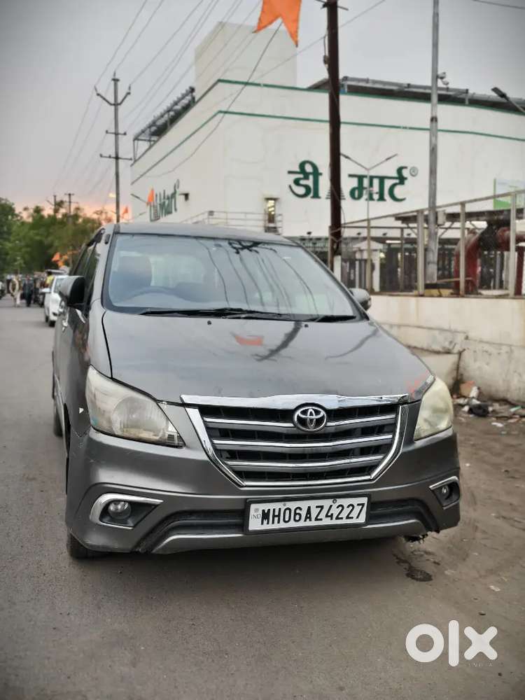 Toyota Innova 2010 Diesel 50000 Km Driven