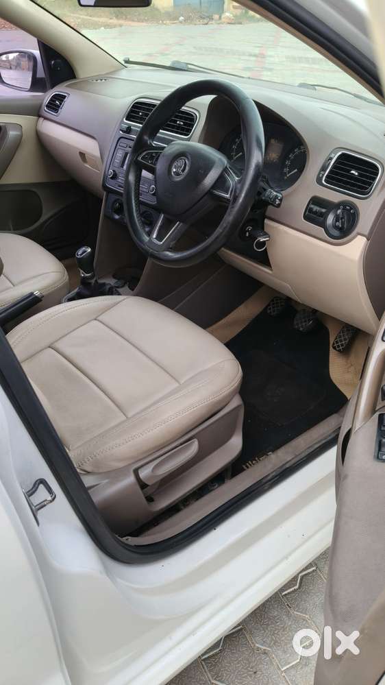 Skoda Rapid 1.5 Tdi Ambition Plus, 2015, Diesel