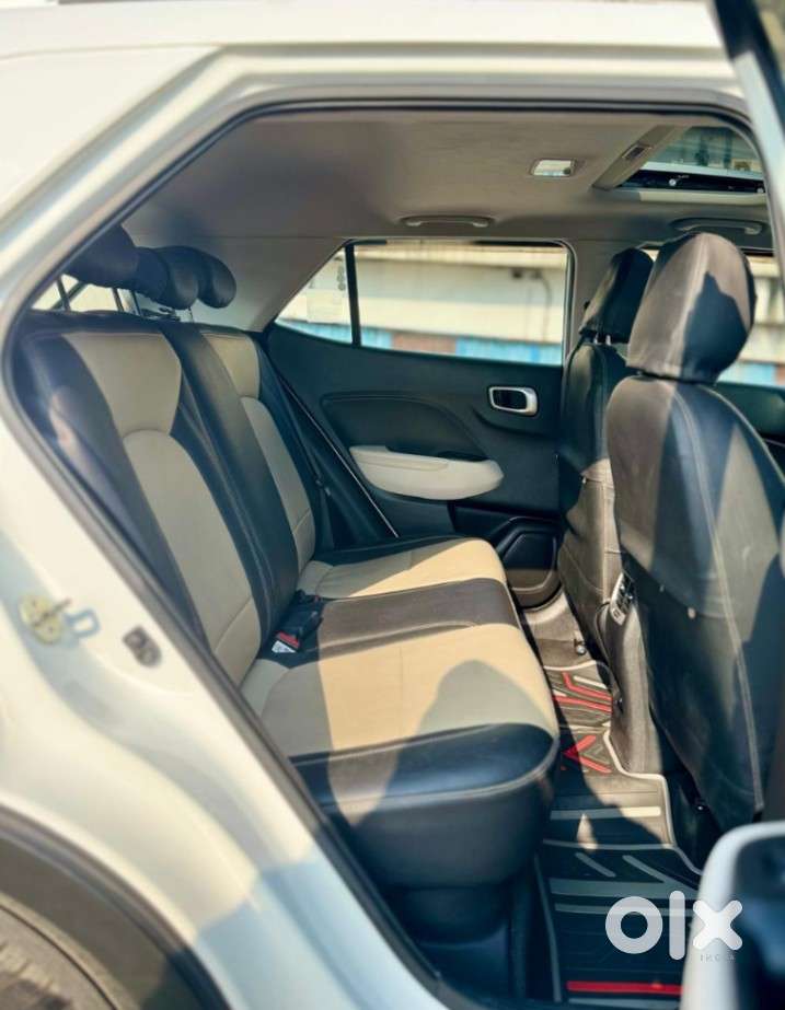 Hyundai Venue 1.0 Sx (o) Turbo Dct, 2024, Petrol